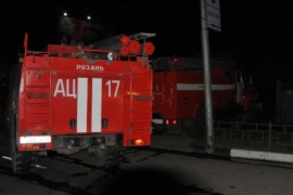 Пламя повредило ванную комнату в квартире в Рязани